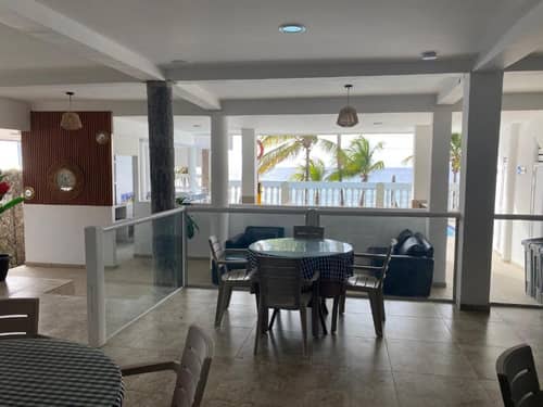 Island House Hotels