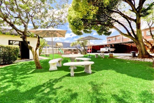 Bm Gardens Apartment Hotel