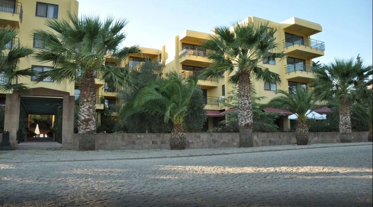 Palm Court Suites