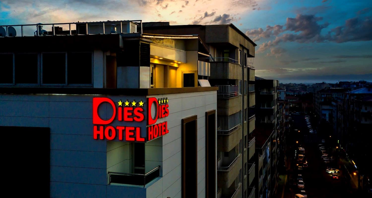 Dies Hotel