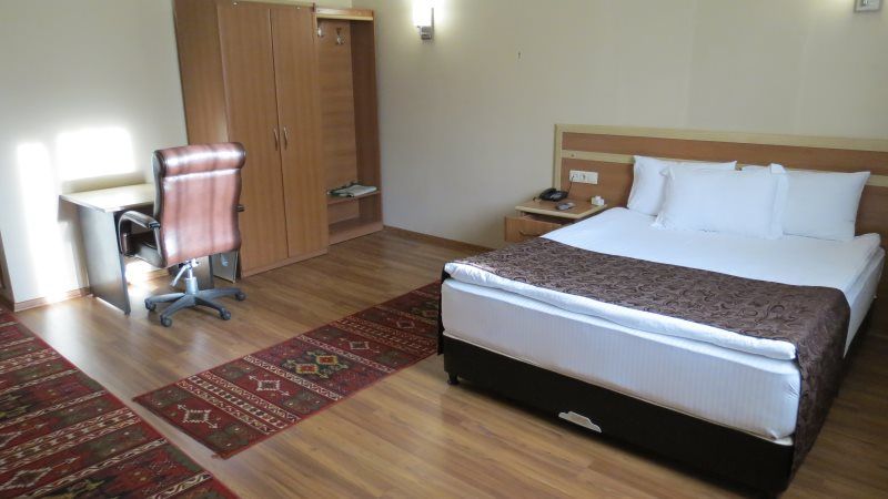 Birlik Şahin Hotel