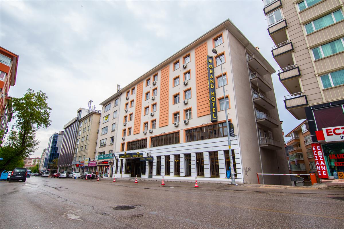 An Grand Hotel
