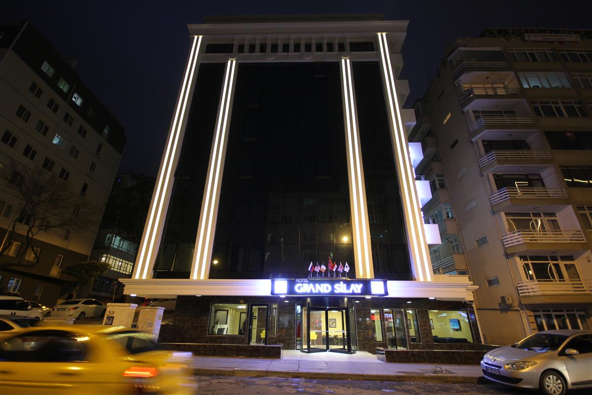 Grand Silay Hotel
