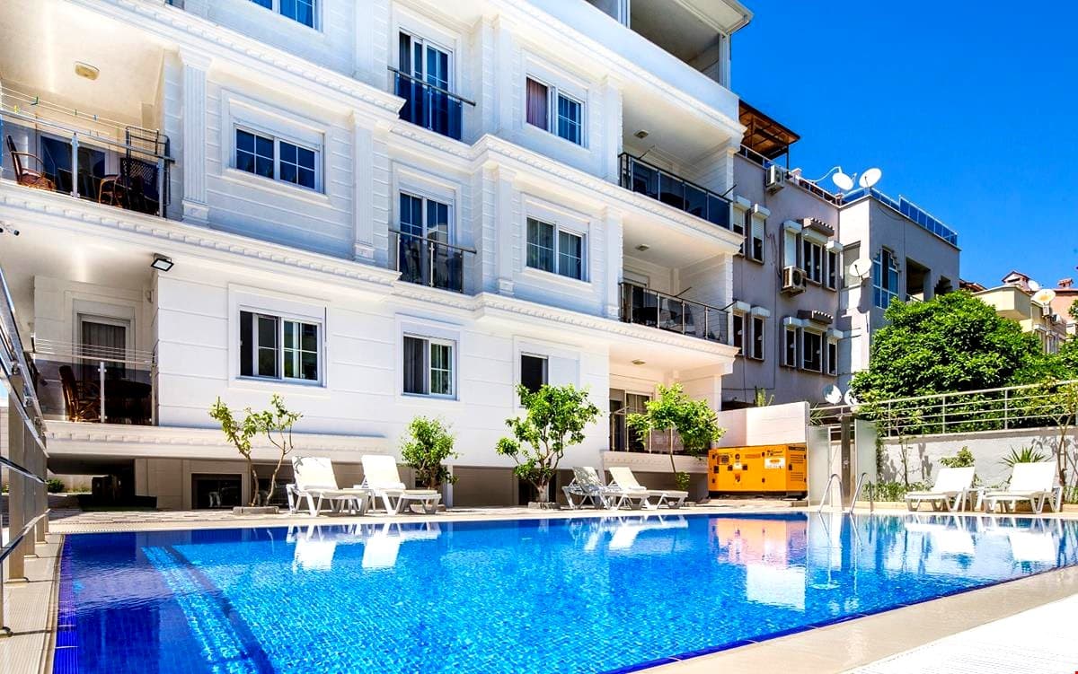Roma Residence