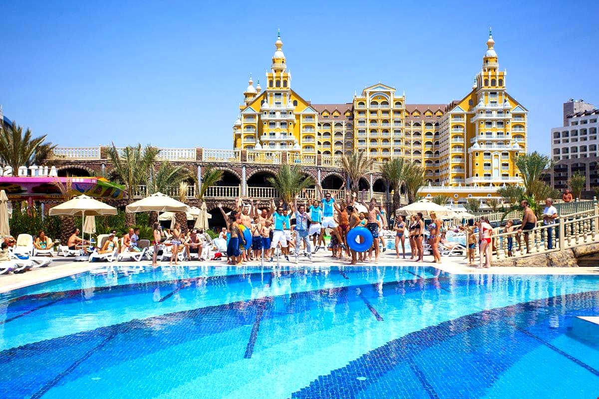 Royal Holiday Palace