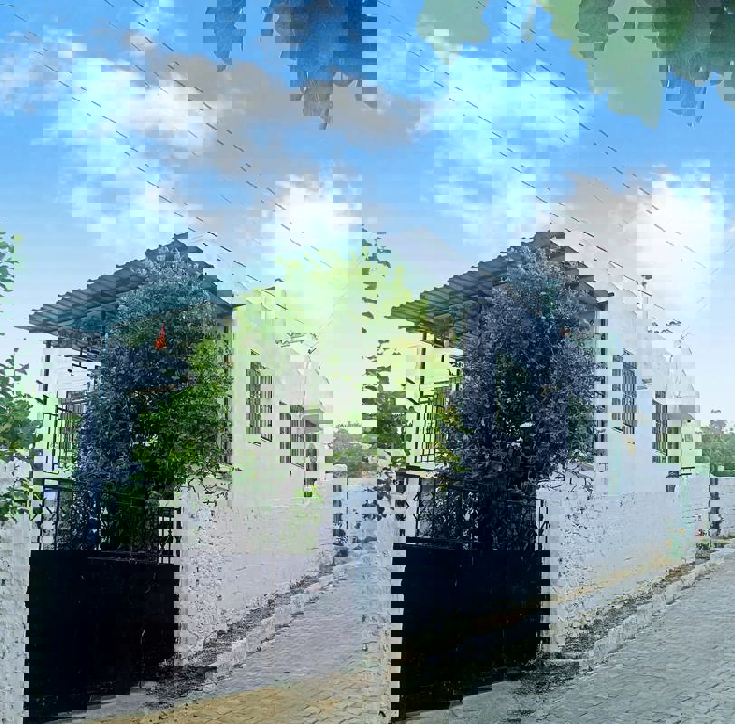 Lotus House