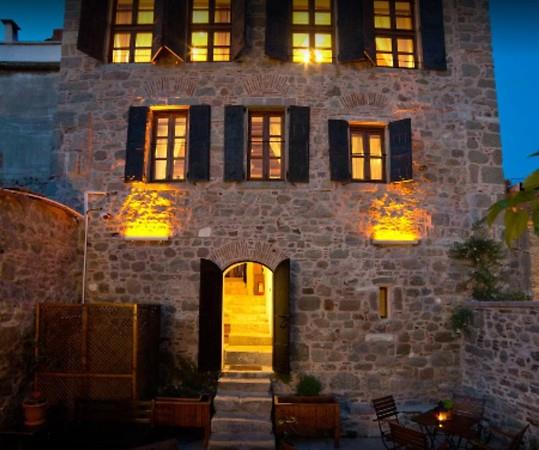 Aristonicus Hotel