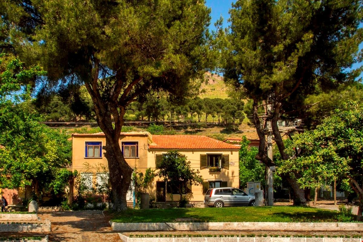 Elaia Hotel