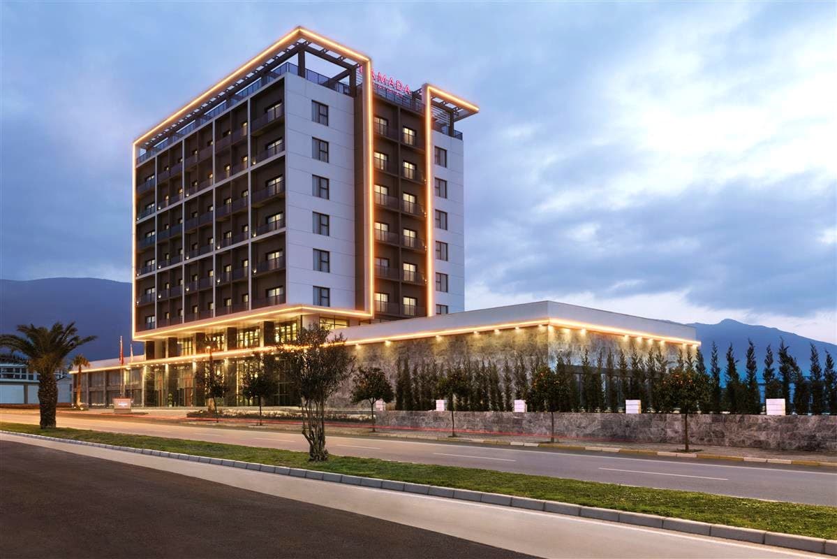 Ramada by Wyndham Tire