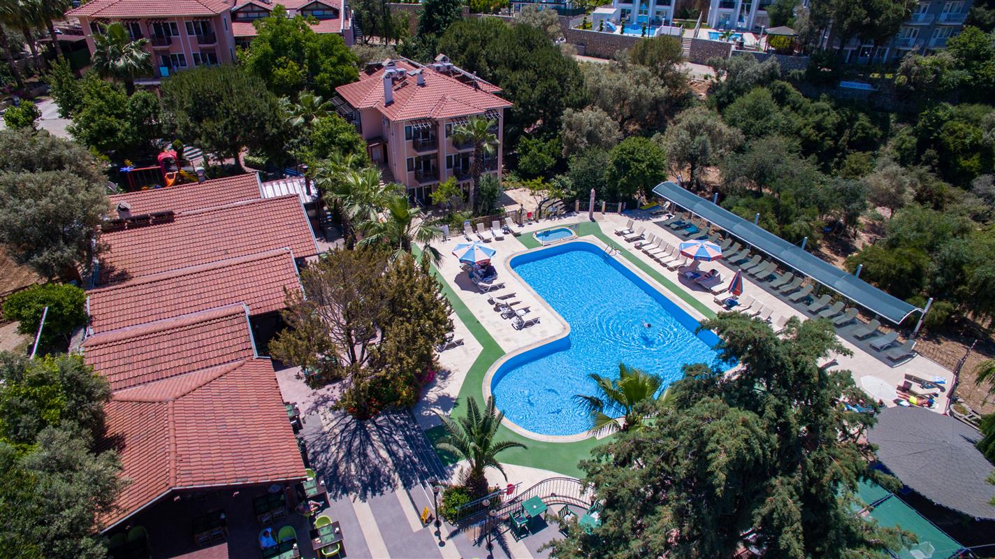 Pink Palace Otel