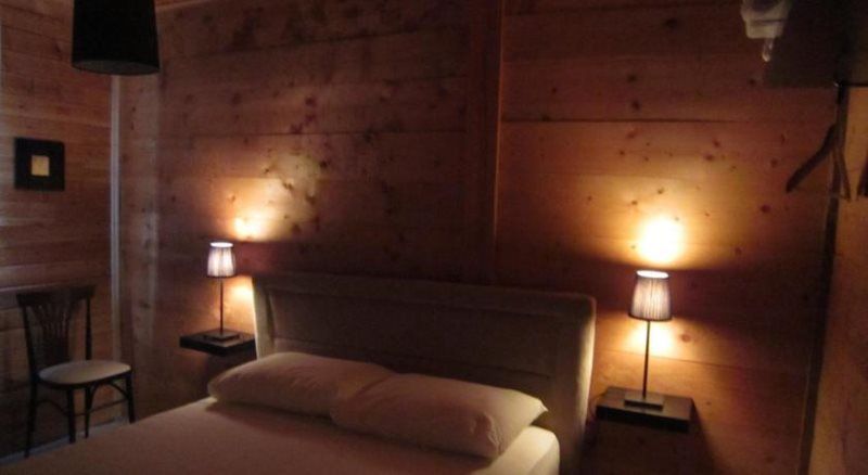 Natura Lodge Otel