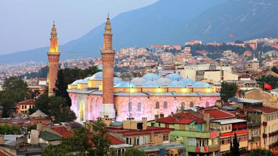 Bursa’nın Doğası ve Tarihi: Osmanlı’nın İlk Başkentinde Gezilecek Yerler