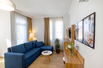 Comfort Suites Apart Hotel