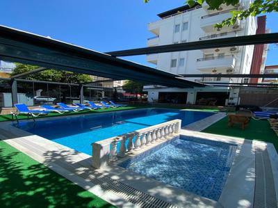 Kadeer Hotel