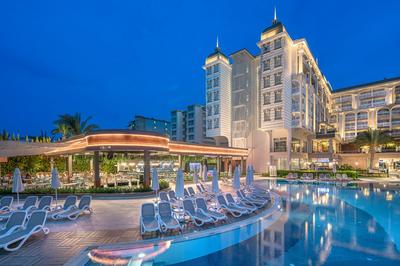 Kirman Sidera Luxury & Spa