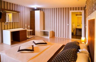 Expo Park Hotel