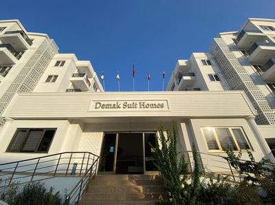Demak Suit & Homes