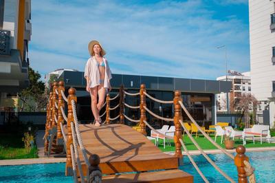 Elysium Deluxe Suites Hotel