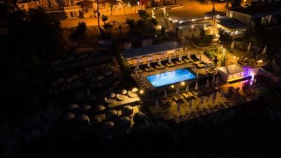 Green Beach Hotel