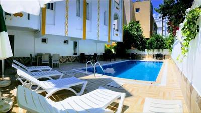 Lavin Garden Hotel