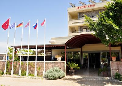 Lavitas Hotel