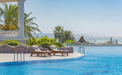 Starlight Resort Hotel