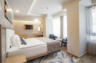 Old Town Point Hotel & Spa