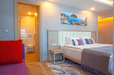 Old Town Point Hotel & Spa