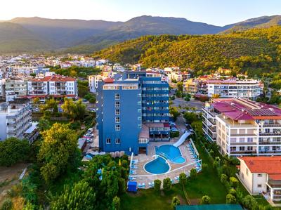 Green Gold Hotel