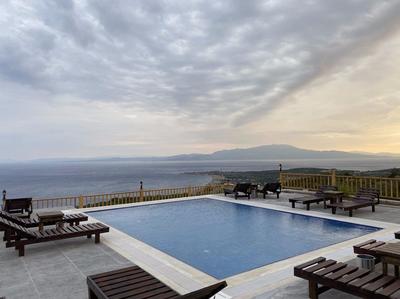 Karadut Taş Otel