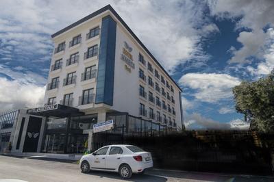 Angel's Park Hotel