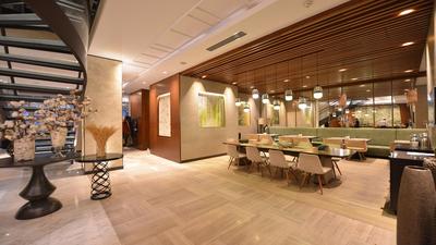 Waxwing Hotel