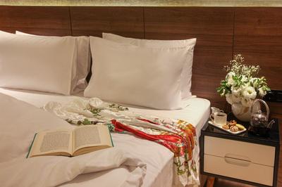 Dora Pera Hotel