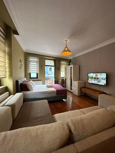 Green Bird Suites
