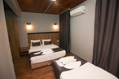 La Pera Suites