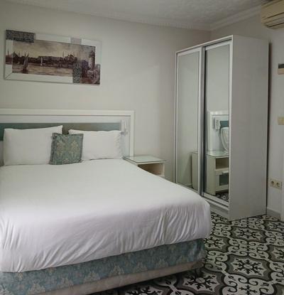 Lemon Residence