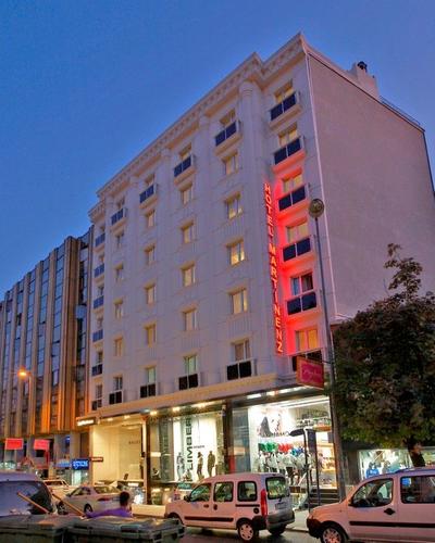 Otel Martinenz