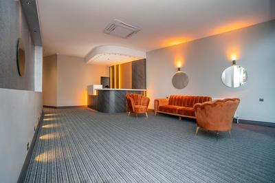 216 Center Suite