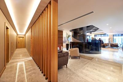 Lady Diana hotel