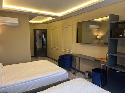 Loft Plus Hotel