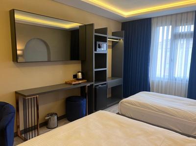 Loft Plus Hotel