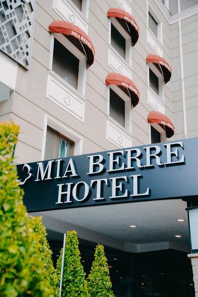 Mia Berre Hotel