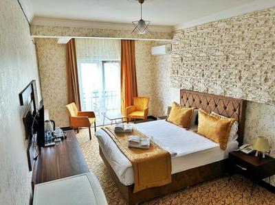 Rose Suite & Hotel