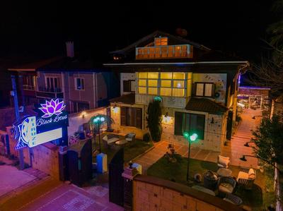 Black Lotus İzmir