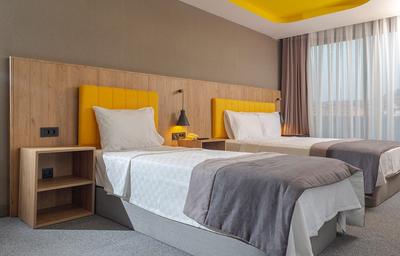 Sun Suit Hotel