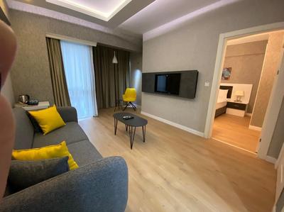 Sun Suit Hotel