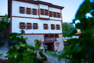 Kolağası Konak