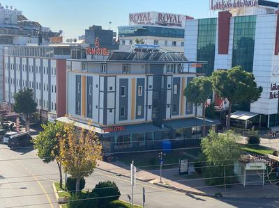 Tan Otel