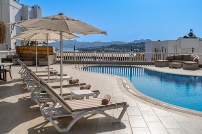 Queen Boutique Hotel