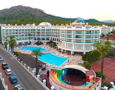 Pineta Park Deluxe Hotel